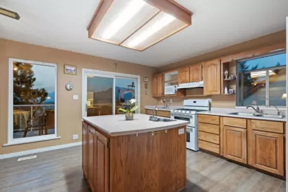 Garage Interior Photo of 47465 Swallow Crescent, Chilliwack, BC
