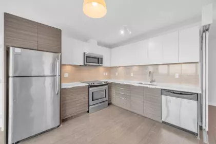 Kitchen Island Photo of 2109 13303 Central Avenue, Surrey, BC