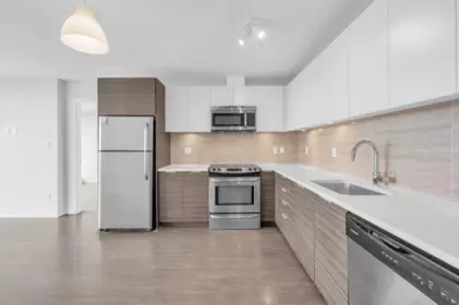 Kitchen Photo of 2109 13303 Central Avenue, Surrey, BC