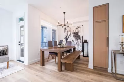 Kitchen Island Photo of 62 20763 76 Avenue, Langley, BC
