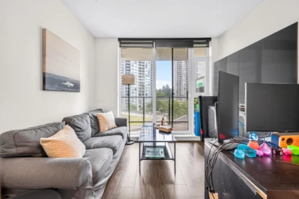 Pantry Photo of 505 9887 Whalley Boulevard, Surrey, BC