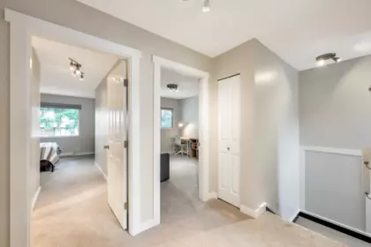 Entry Foyer Photo of 50 16016 82 Avenue, Surrey, BC