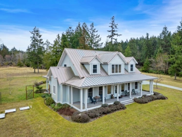455 Anne Road, Mayne Island, BC, Mayne Island — Single Family Residence for sale