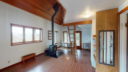 Hot Tub / Spa Photo of 455 Anne Road, Mayne Island, BC