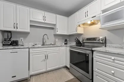 307 9165 Broadway Street, Chilliwack, BC, Chilliwack — Apartment/Condo for sale