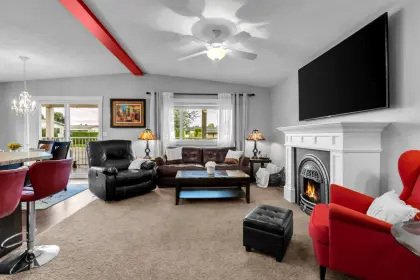 20 2120 King George Boulevard, Surrey, BC, Surrey — Manufactured On Land for sale