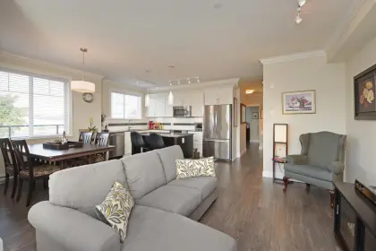 207 11862 226 Street, Maple Ridge, BC, Maple ridge — Apartment/Condo for sale