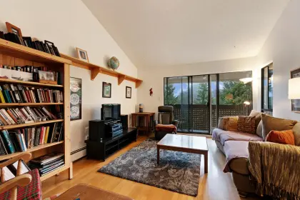 505 7151 Edmonds Street, Burnaby, BC, Burnaby — Apartment/Condo for sale