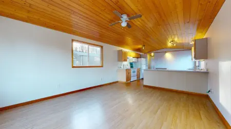 13 39884 Government Road, Squamish, BC, Squamish — Manufactured Home for sale