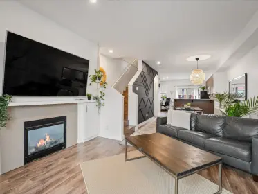 24 40653 Tantalus Road, Squamish, BC, Squamish — Townhouse for sale