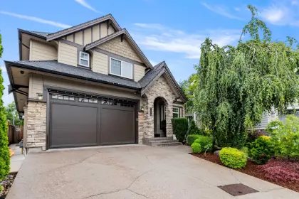 7176 198th Street, Langley, BC, Langley — Single Family Residence for sale