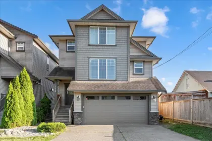 45708 Lewis Avenue, Chilliwack, BC, Chilliwack — Single Family Residence for sale