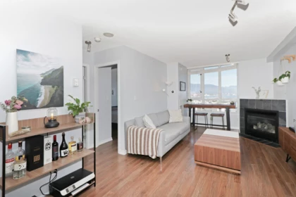 2207 63 Keefer Place, Vancouver, BC, Vancouver — Apartment/Condo for sale