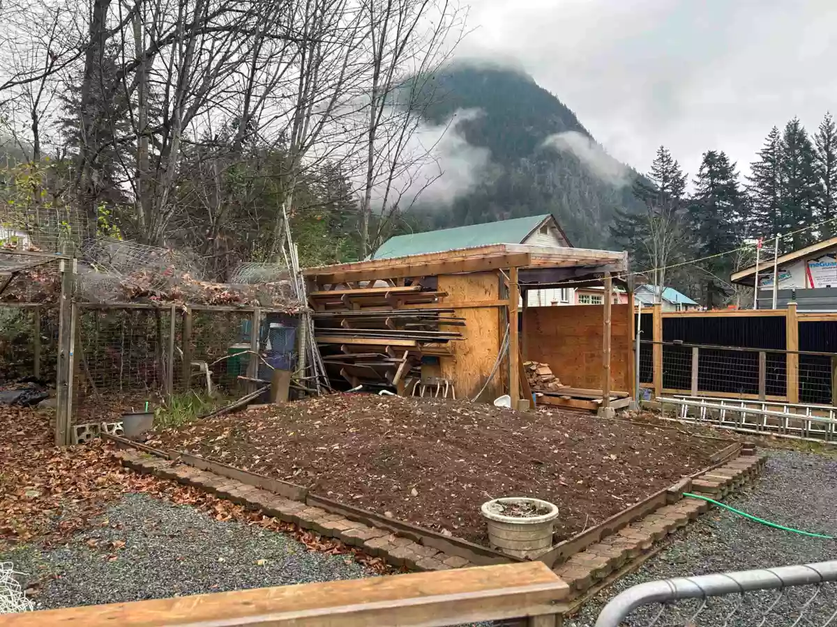 Dining Area Photo of 31229 Douglas Street, Yale, BC