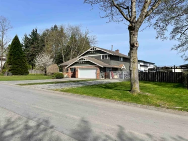 5684 146a Street, Surrey, BC, Surrey — Single Family Residence for sale