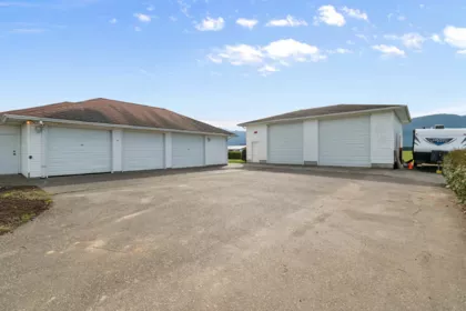 43840 Adams Road, Chilliwack, BC, Chilliwack — Single Family Residence for sale