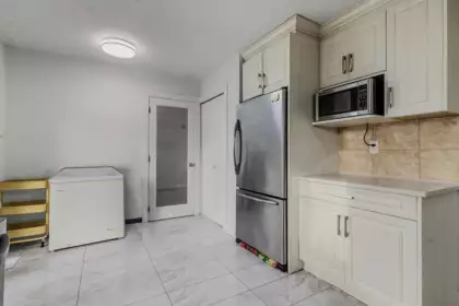 Kitchen Photo of 7923 110a Street, Delta, BC