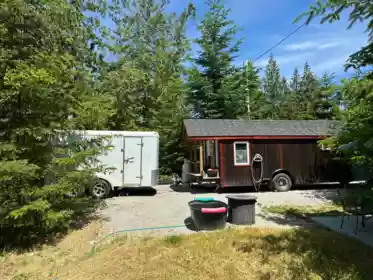 Outdoor Patio Photo of 6016 Leaning Tree Road, Halfmoon Bay, BC