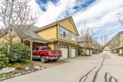 39 41050 Tantalus Road, Squamish, BC, Squamish — Half Duplex for sale
