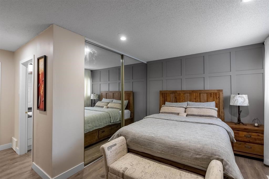 Guest Bathroom Photo of 12859 68a Avenue, Surrey, BC