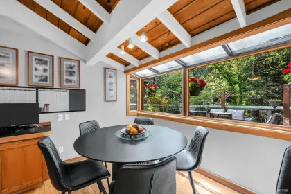 3915 Bayridge Place, West Vancouver, BC, West vancouver — Single Family Residence for sale