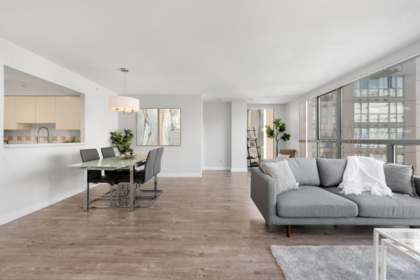 1005 8248 Lansdowne Road, Richmond, BC, Richmond — Apartment/Condo for sale