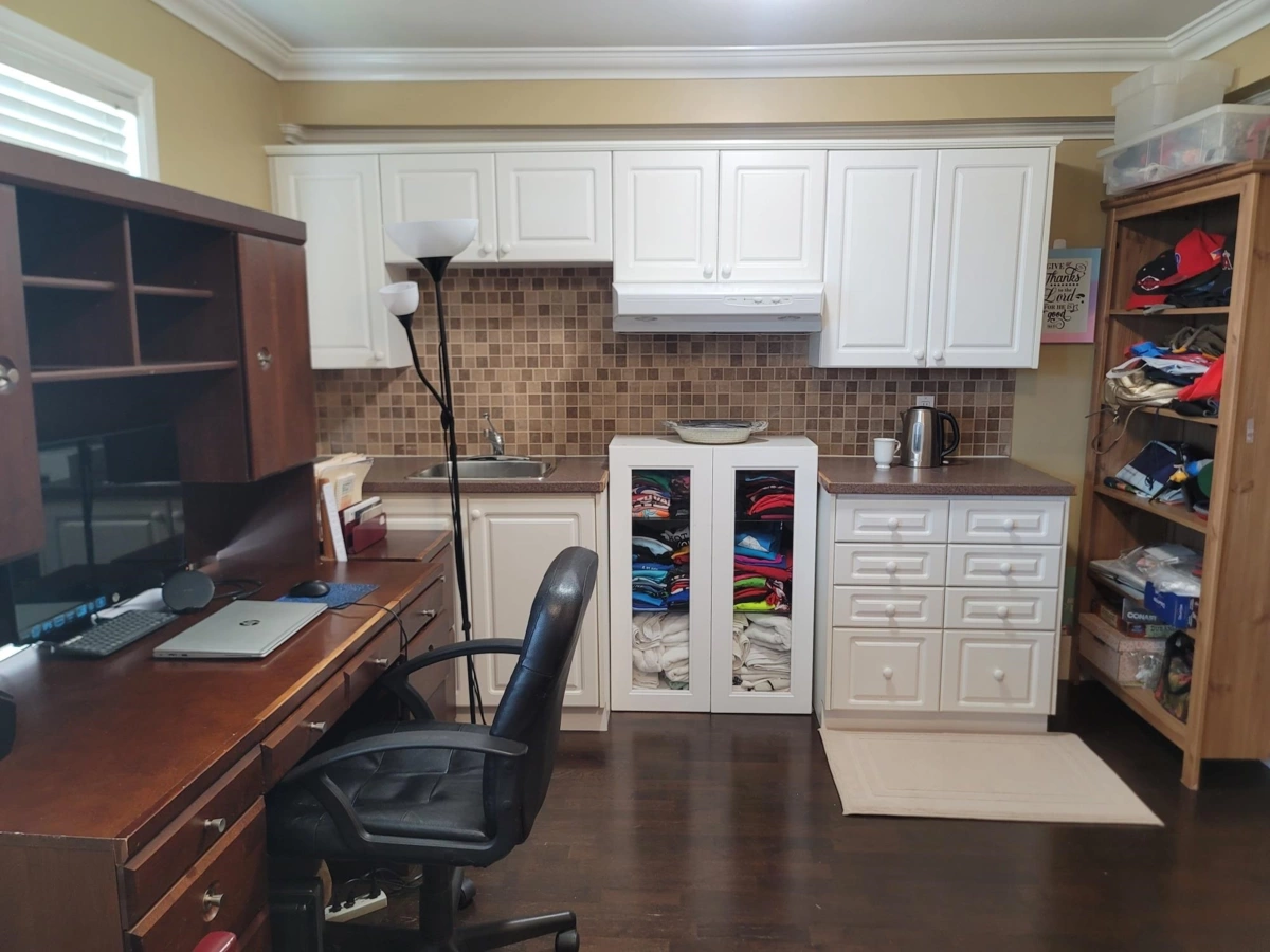 Bedroom 4 Photo of 3330 Douglas Road, Burnaby, BC