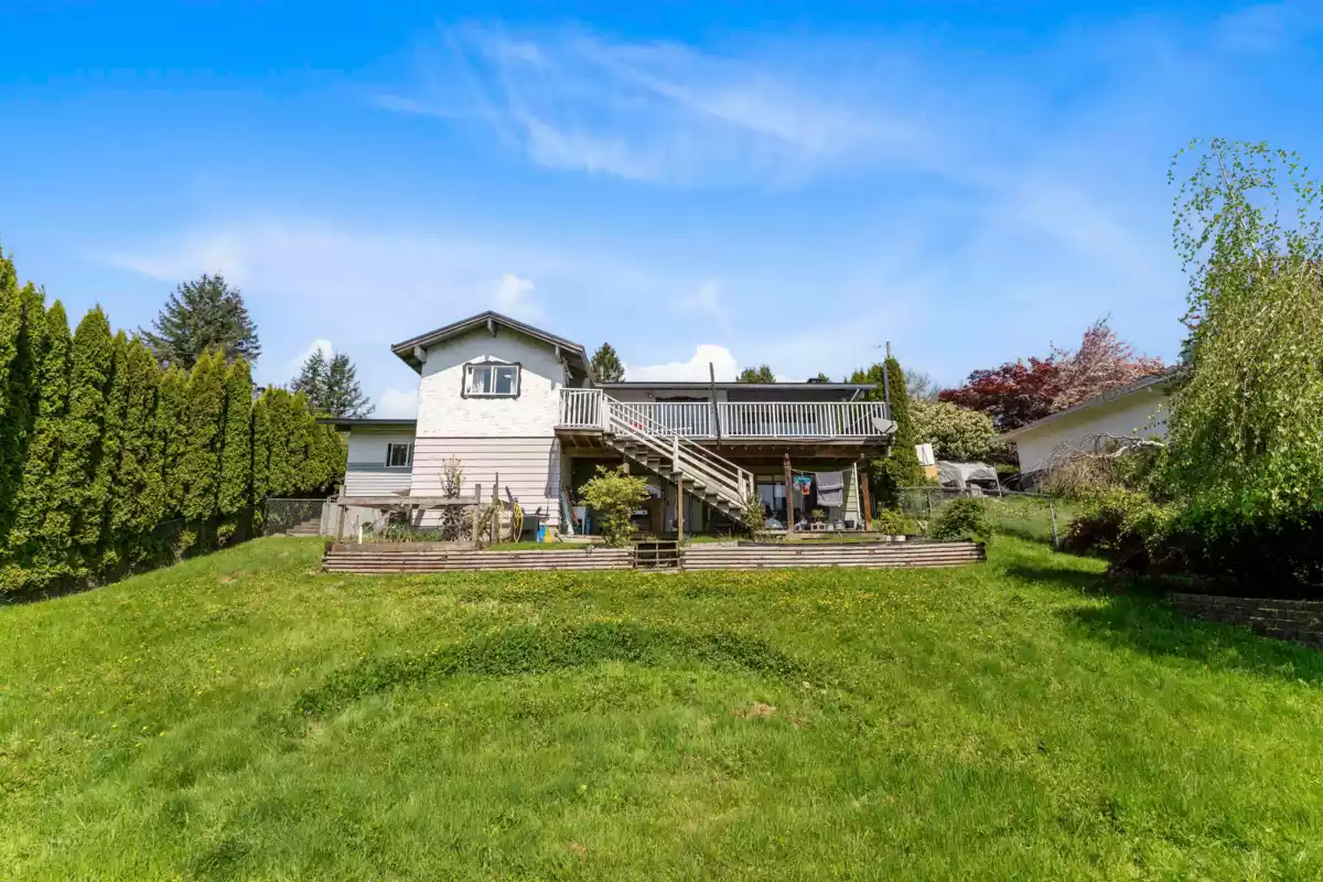 Backyard Photo of 32572 Fleming Avenue, Mission, BC