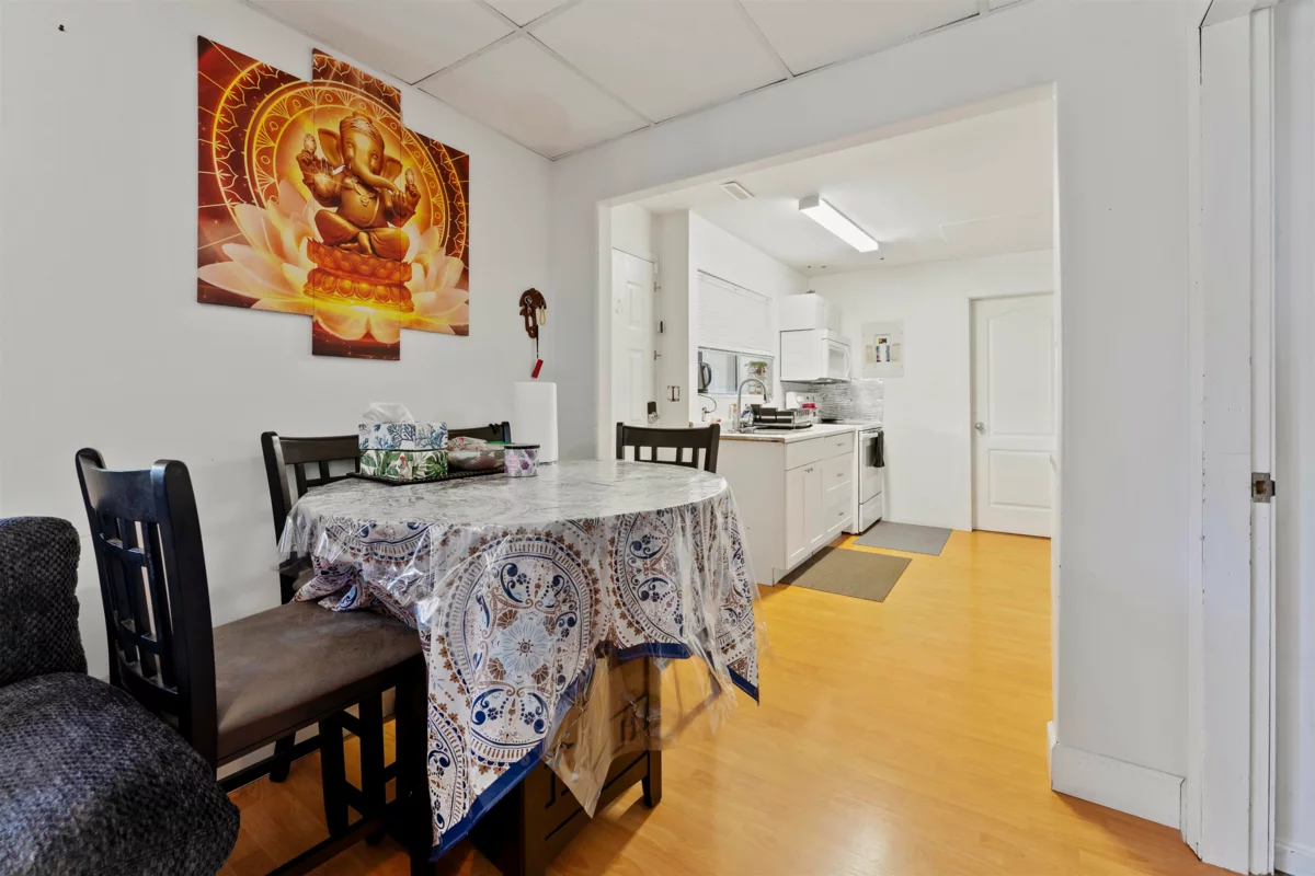 Basement Recreation Room Photo of 32572 Fleming Avenue, Mission, BC