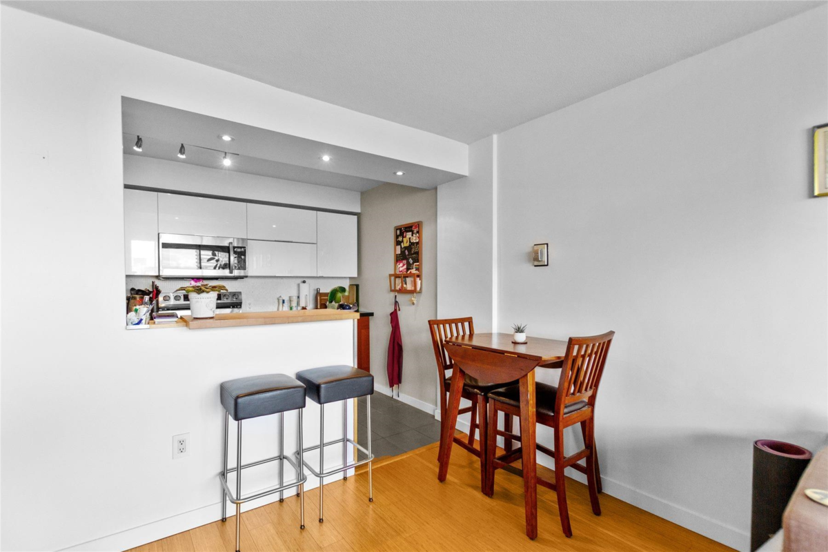 Breakfast Nook Photo of 1850 Comox Street, Vancouver, BC