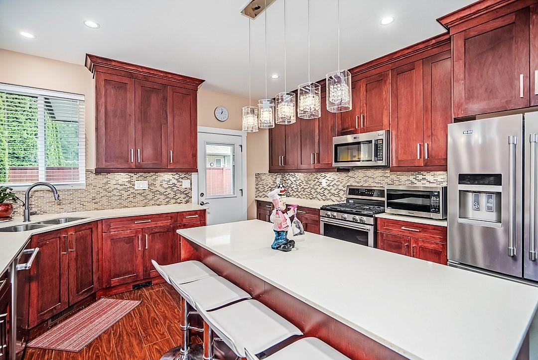 Dining Area Photo of 6 20118 Beacon Road, Hope, BC