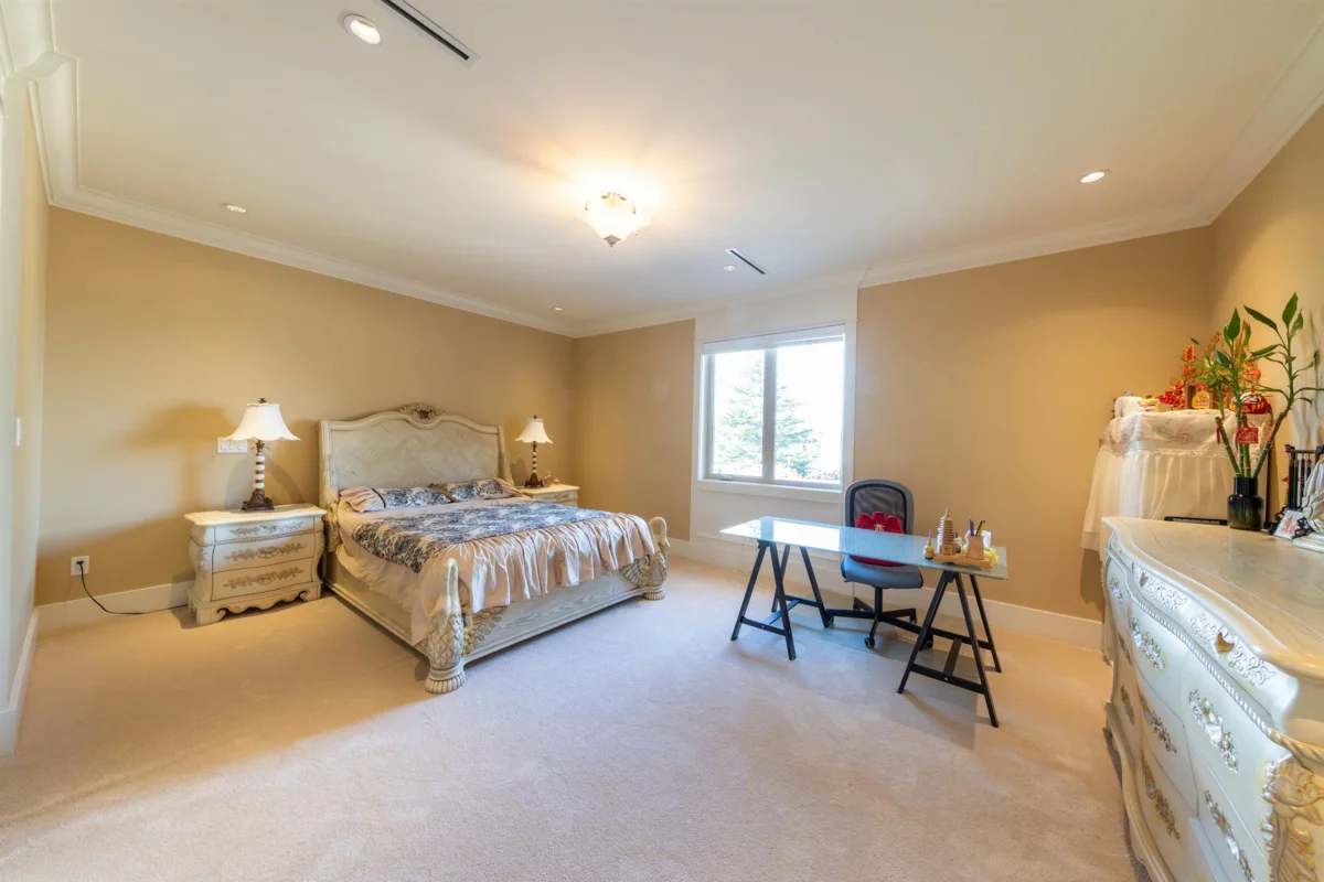 Hallway Photo of 7431 Montana Road, Richmond, BC