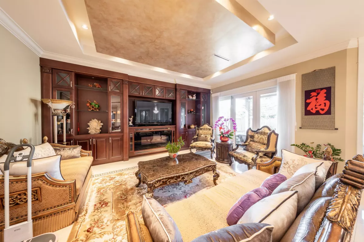 Primary Bathroom Photo of 7431 Montana Road, Richmond, BC