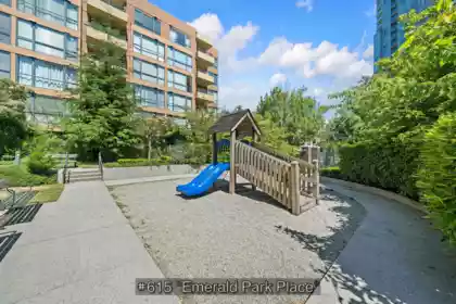 615 3588 Vanness Avenue, Vancouver, BC, Vancouver — Apartment/Condo for sale