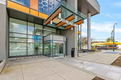 2303 7303 Noble Lane, Burnaby, BC, Burnaby — Apartment/Condo for sale