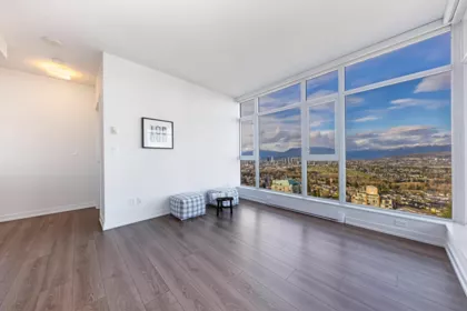 3007 4688 Kingsway, Burnaby, BC, Burnaby — Apartment/Condo for sale