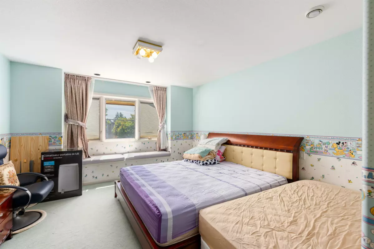 Entry Foyer Photo of 6571 Chatterton Road, Richmond, BC