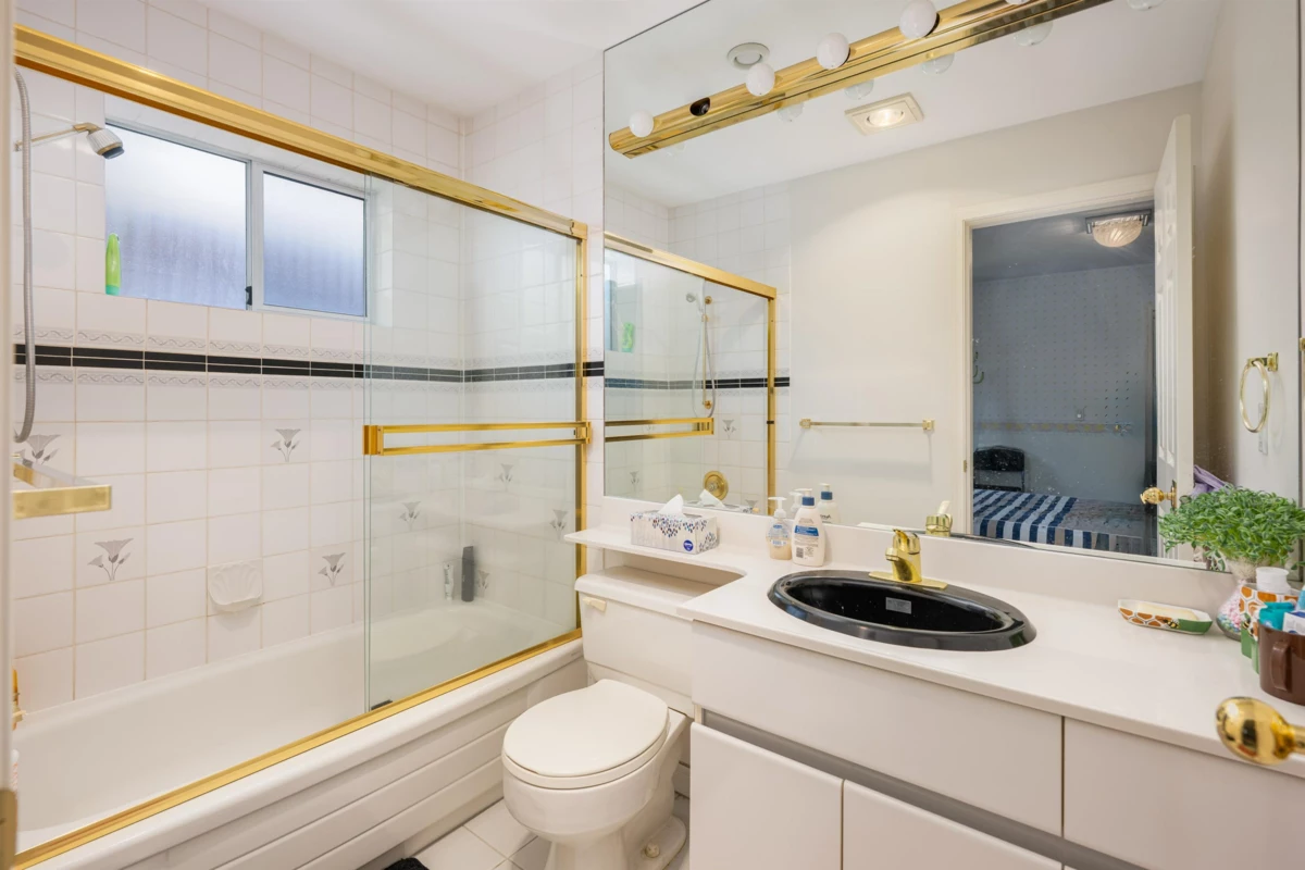 Front Yard Photo of 6571 Chatterton Road, Richmond, BC