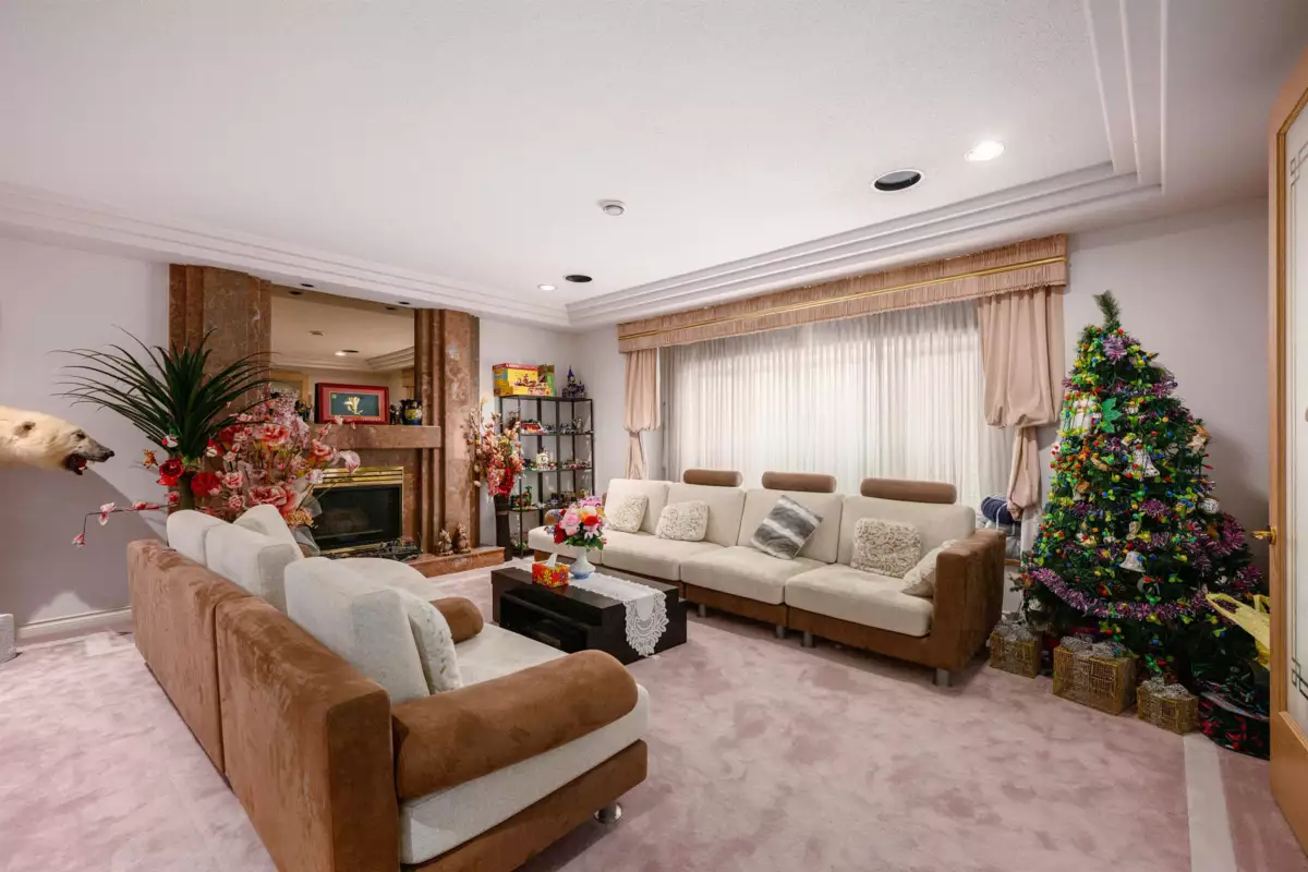 Kitchen Photo of 6571 Chatterton Road, Richmond, BC