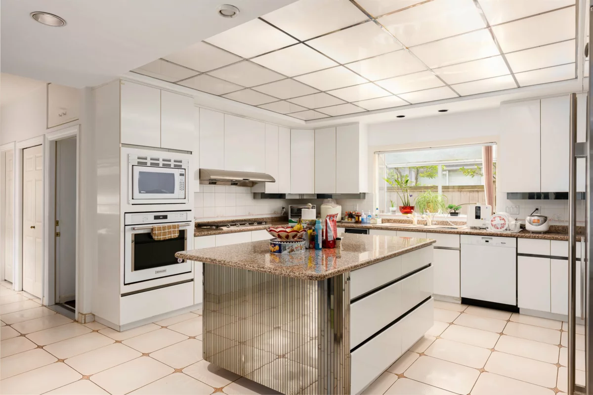 Primary Bathroom Photo of 6571 Chatterton Road, Richmond, BC