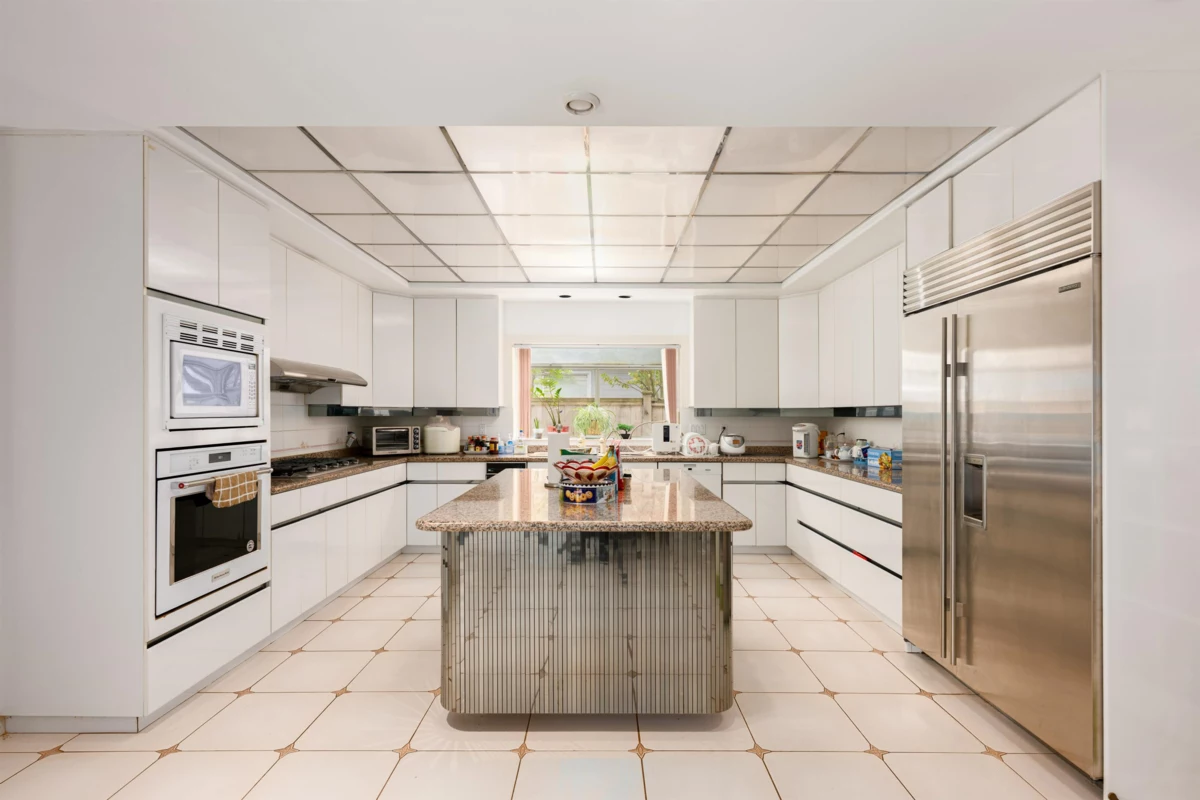 Walk-In Closet Photo of 6571 Chatterton Road, Richmond, BC