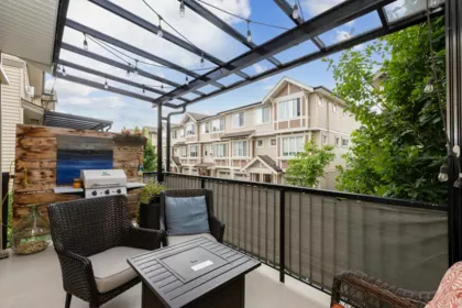 44 10151 240 Street, Maple Ridge, BC, Maple Ridge — Townhouse for sale