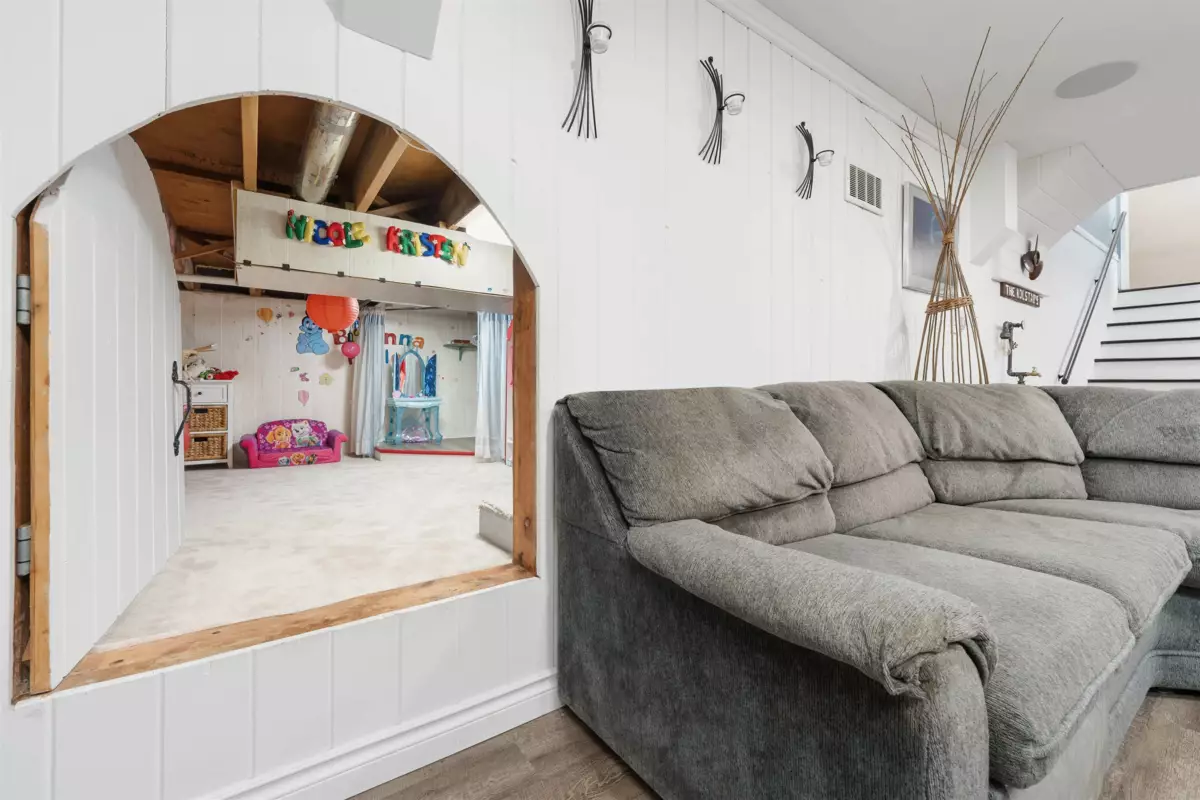 Garage Interior Photo of 10257 125 Street, Surrey, BC