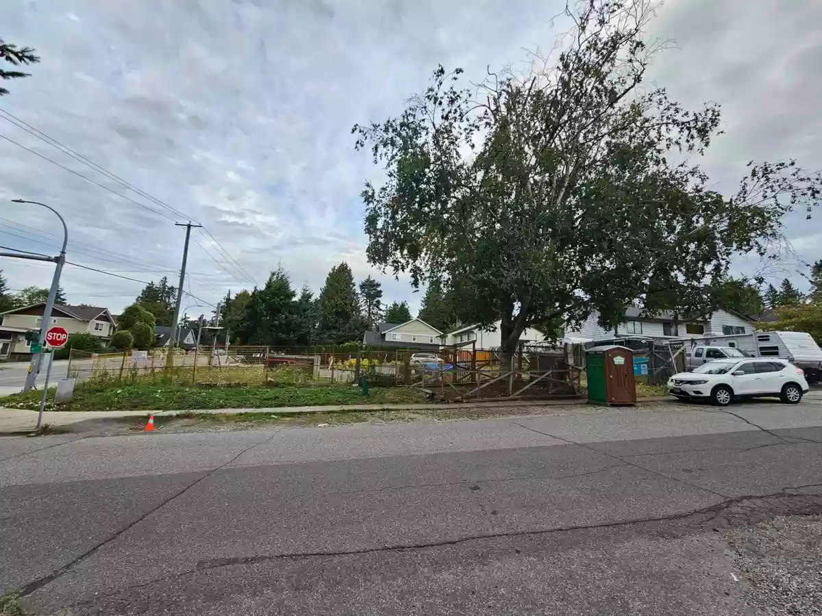 Kitchen Photo of 8988 Russell Drive, Delta, BC