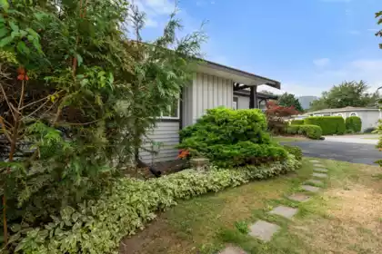 10 45715 Alma Avenue, Chilliwack, BC, Chilliwack — Manufactured Home for sale