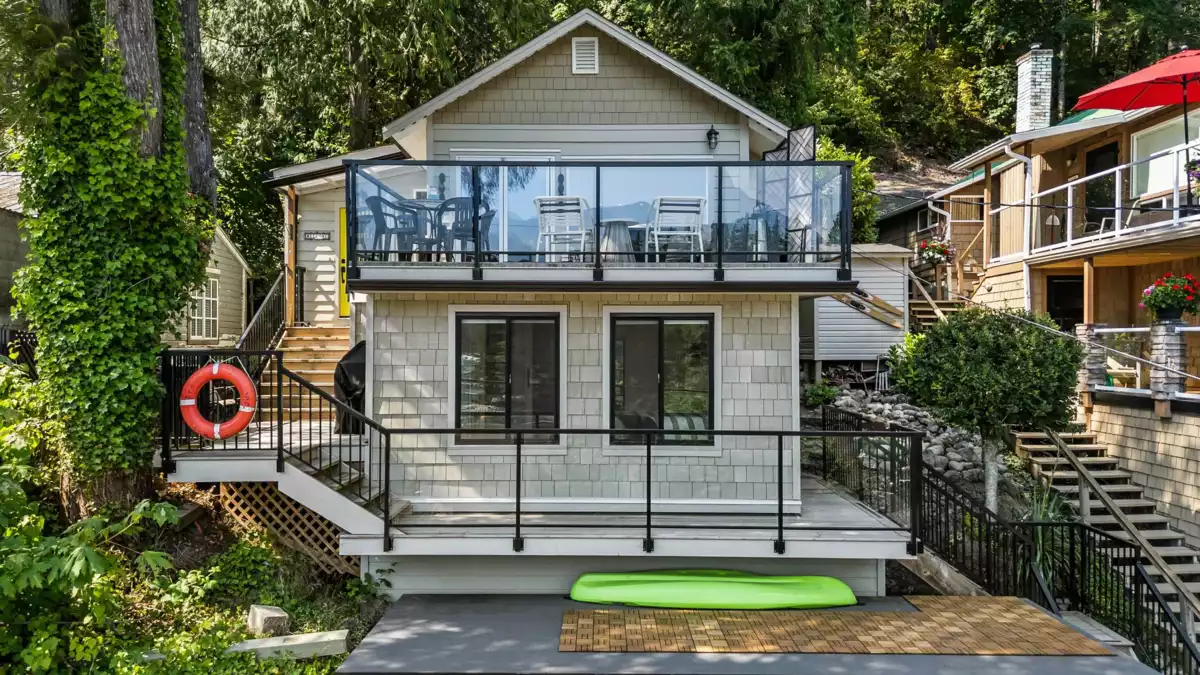 Dining Area Photo of 312 Munroe Avenue, Cultus Lake, BC