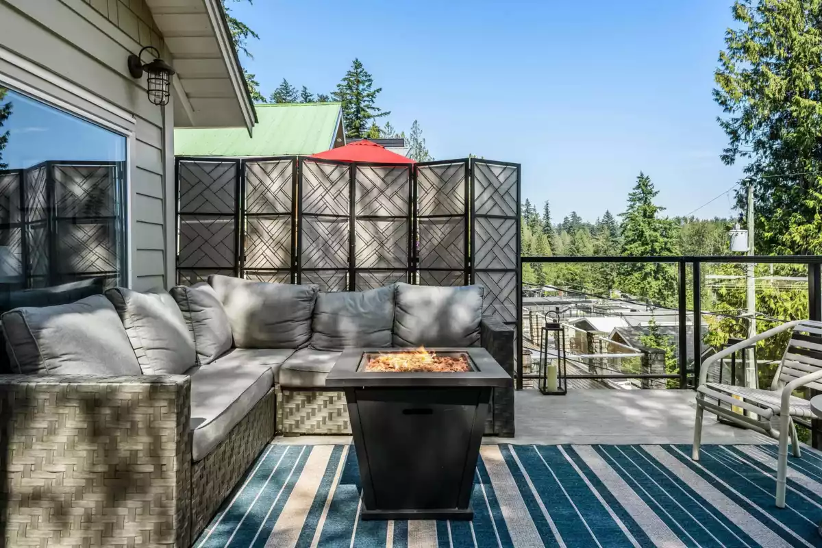 Outdoor Deck Photo of 312 Munroe Avenue, Cultus Lake, BC