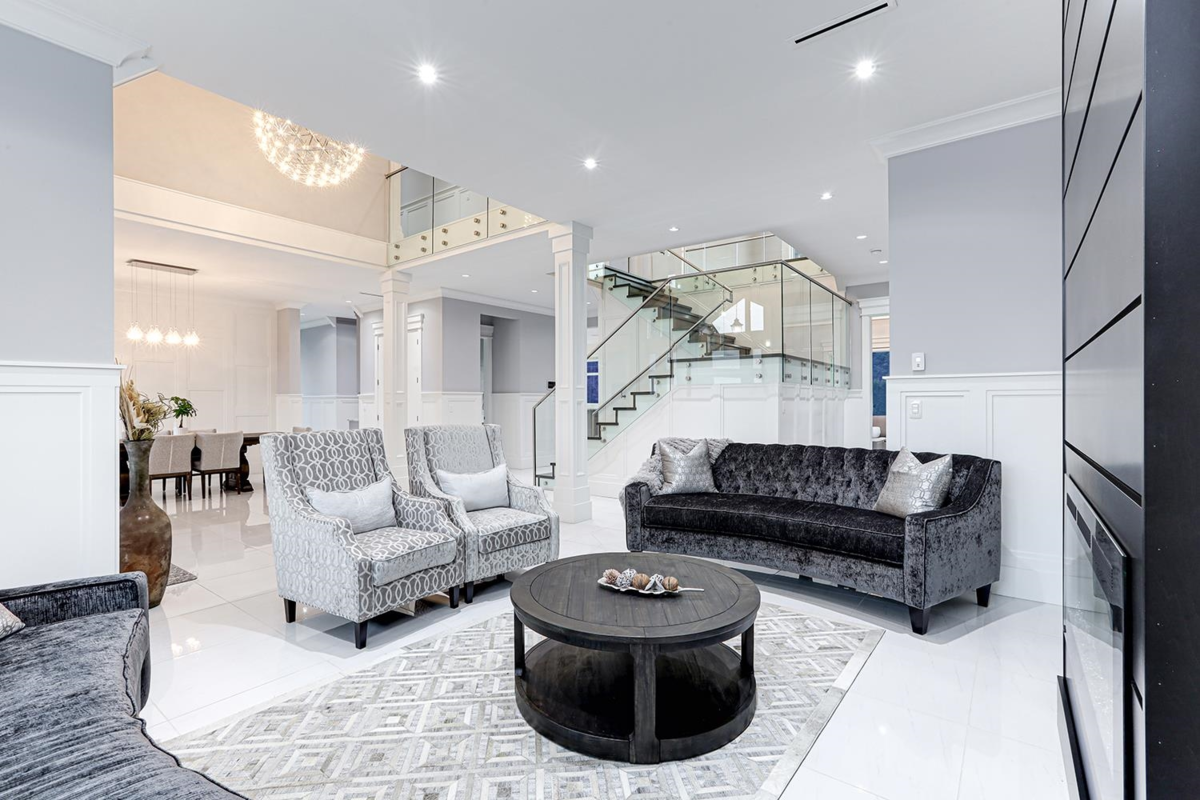 Family Room Photo of 22488 40 Avenue, Langley, BC