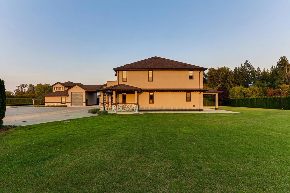 Outdoor Kitchen Photo of 22488 40 Avenue, Langley, BC