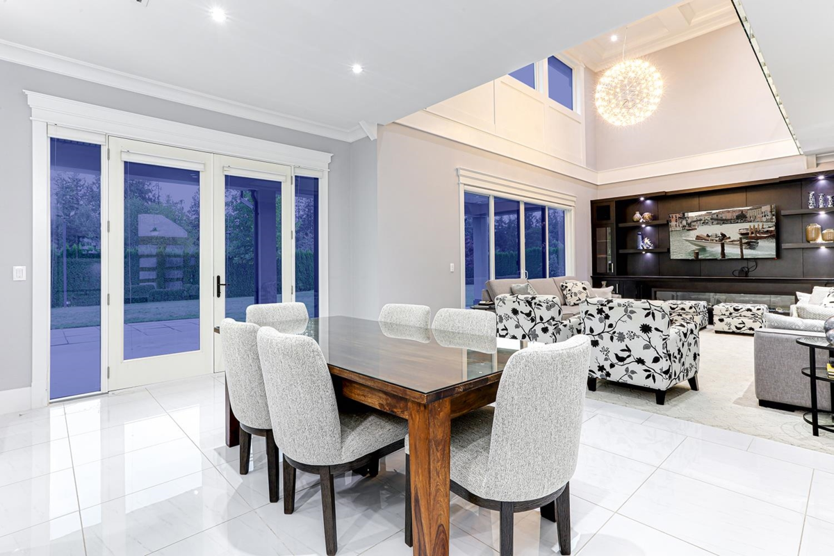 Walk-In Closet Photo of 22488 40 Avenue, Langley, BC